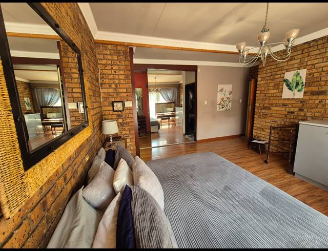 4 BEDROOM HOUSE FOR SALE IN VANDERBIJLPARK SE 2